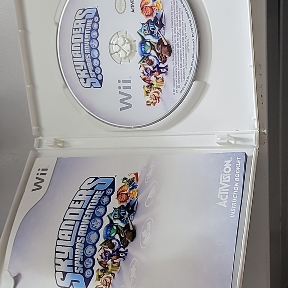 Wii Skylanders Spyro's Adventure game Activision 2011 - Picture 4 of 5